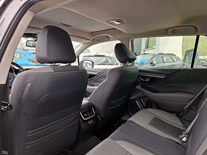 SUBARU OUTBACK 2023