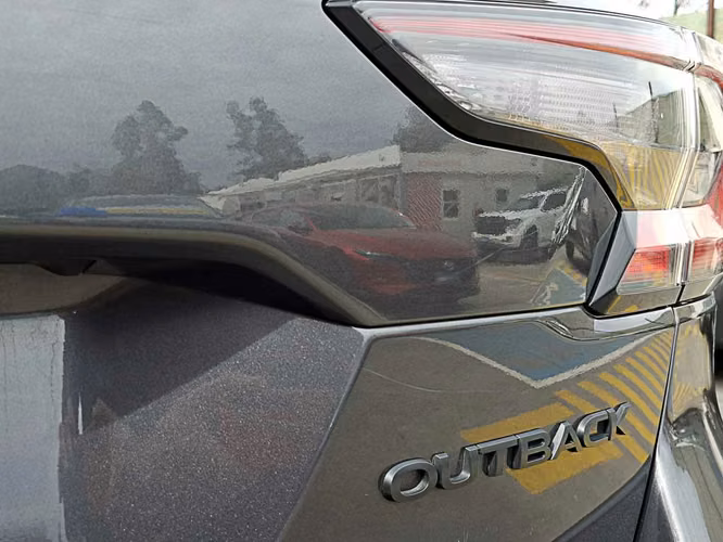 SUBARU OUTBACK 2023