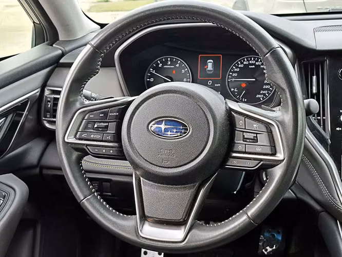 SUBARU OUTBACK 2023