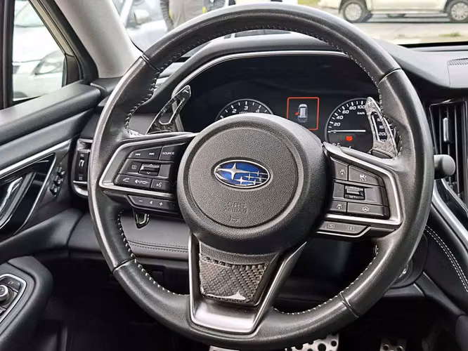 SUBARU OUTBACK 2024