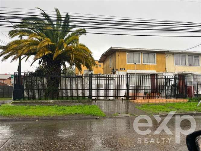 Casa en venta en Talcahuano 4 Dormitorios / 2 Baños