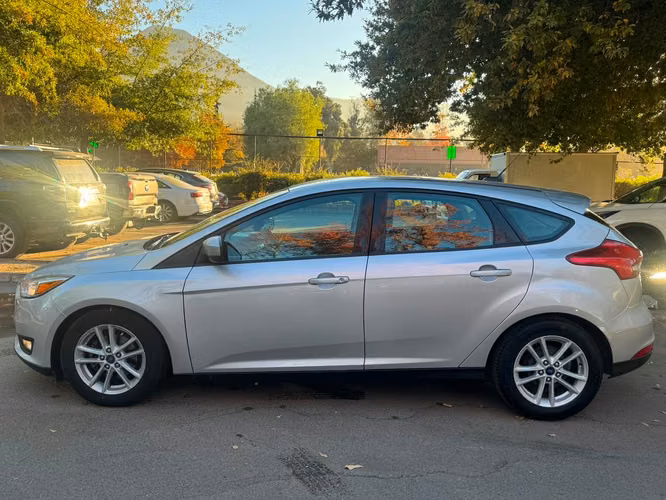 FORD FOCUS SE 2019