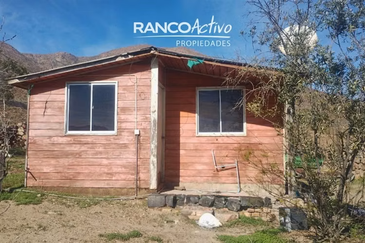 Sitio en La Higuera de 1122 m2 con Agua y Luz