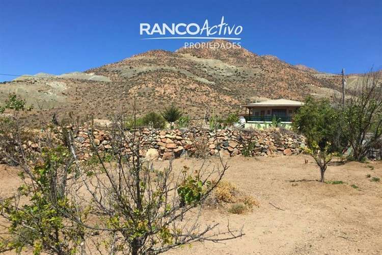 Sitio en La Higuera de 1122 m2 con Agua y Luz
