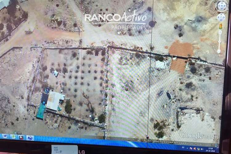 Sitio en La Higuera de 1122 m2 con Agua y Luz