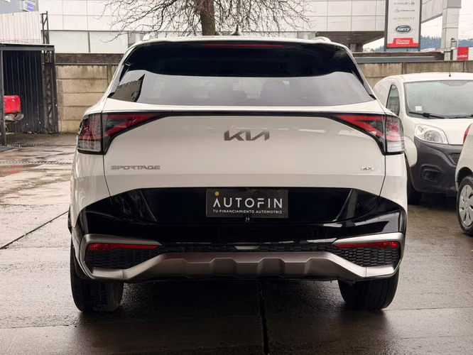 KIA SPORTAGE 1.6TURBO AUTOMATICO AWD AÑO 2025