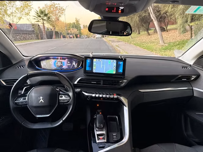 PEUGEOT 3008 ALLURE BLUEHDI 