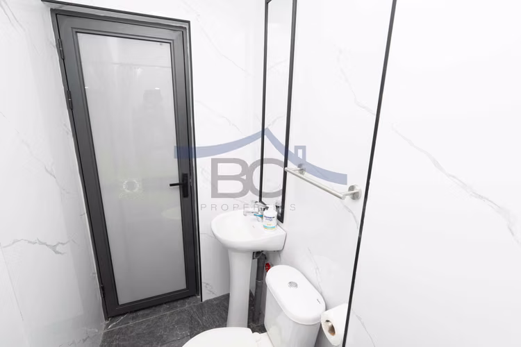 Se arrienda hotel nuevo para trabajadores. (178412)