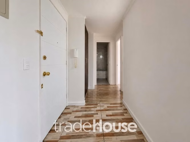 Departamento en venta de 2 dorm. en Recoleta