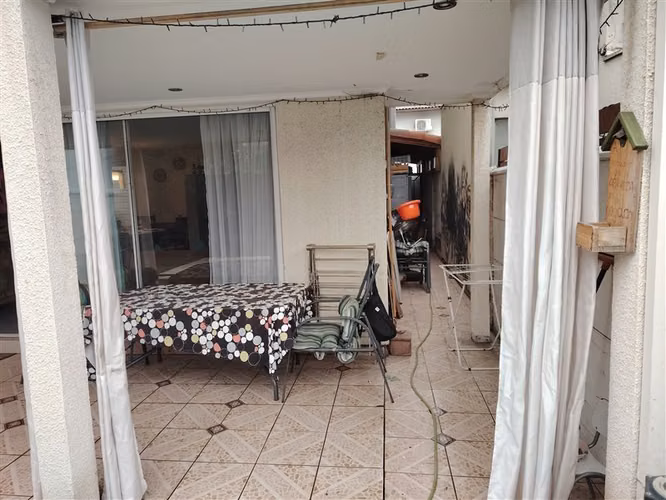 Casa en venta de 4 dorm. en Huechuraba
