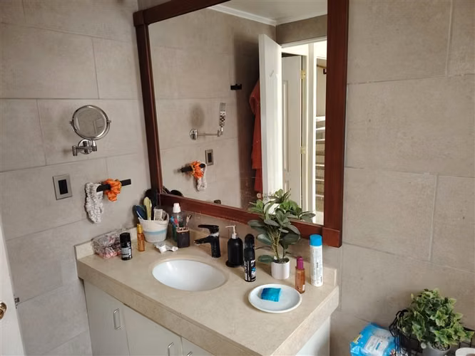 Casa en venta de 4 dorm. en Huechuraba