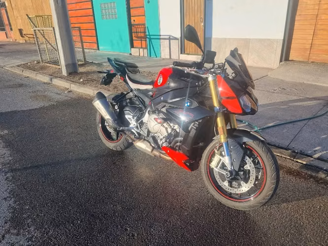 Moto bmw s1000 r