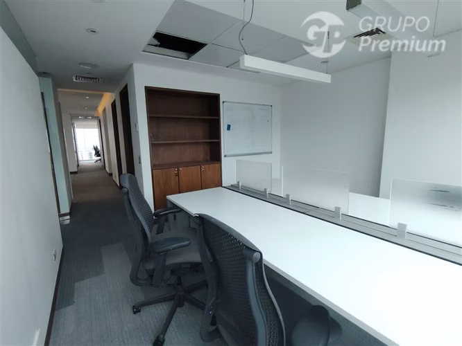 OFICINA EN ARRIENDO EDIFICIO QUANTUM LAS CONDES