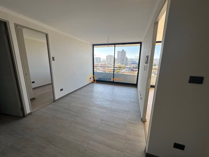 Departamento en arriendo c/ estacionamiento en Centro de Concepción