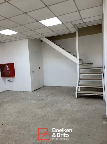 Local Comercial en Arriendo á Pasos de Hospital  (178437)