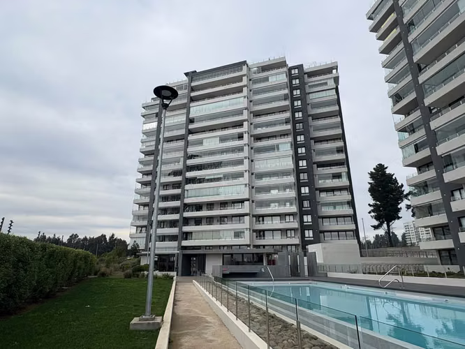 Lomas de Montemar, excelente departamento