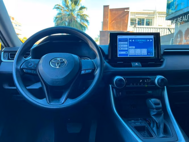 TOYOTA RAV4 LE CVT 2.0 - 2024 | 427