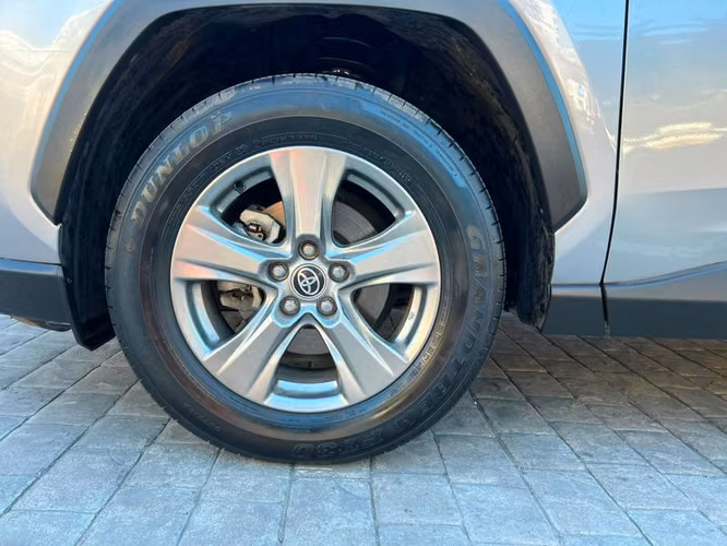 TOYOTA RAV4 LE CVT 2.0 - 2024 | 427