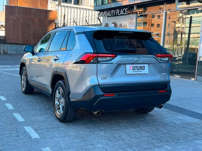 TOYOTA RAV4 LE CVT 2.0 - 2024 | 427