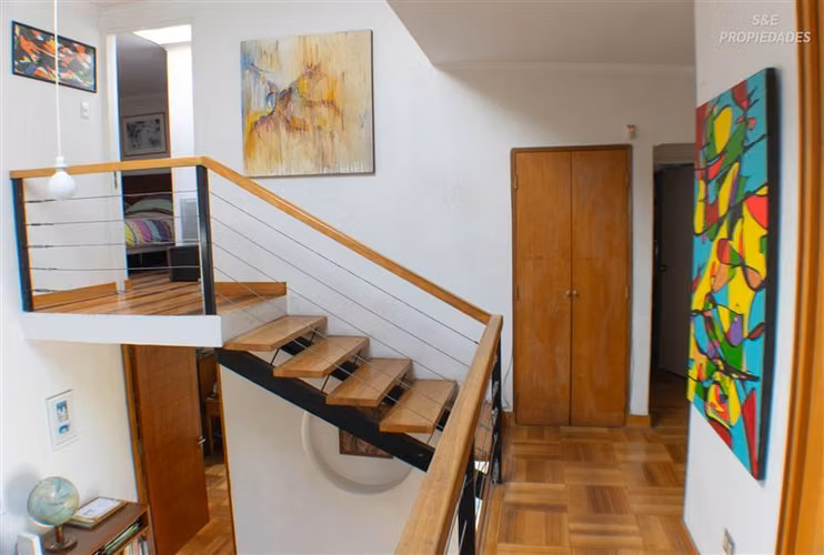Casa en venta de 5 dorm. en Vitacura
