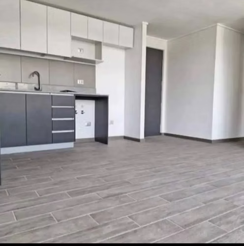 Comodo departamento en Condominio La Castellana