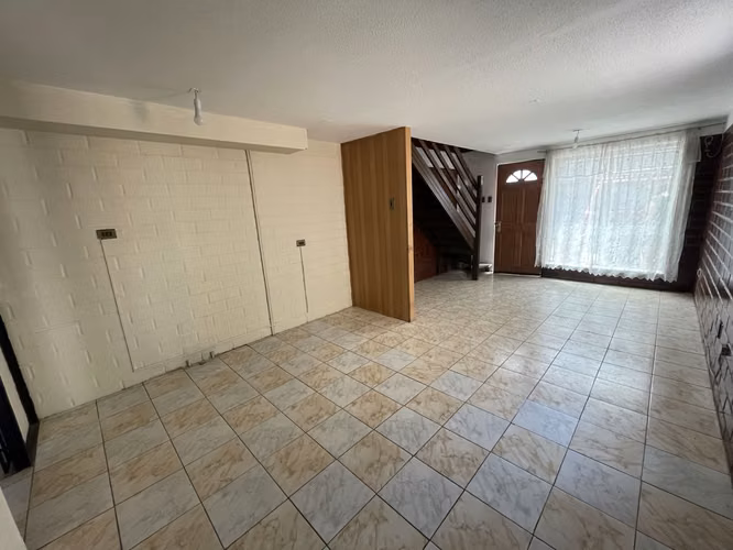 Casa de 3 dormitorios y 2 baños - Imagen 3