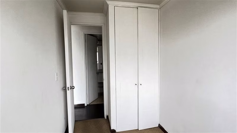 Arriendo 4 Dormitorios. 2 B. Metro Mirador. Mall Cenco