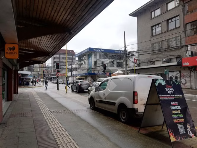 Oficina en arriendo en pleno centro de Puerto Montt