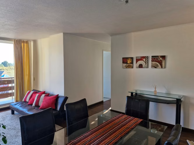 Departamento amoblado 2D1B1E en condominio Lomas del Rio