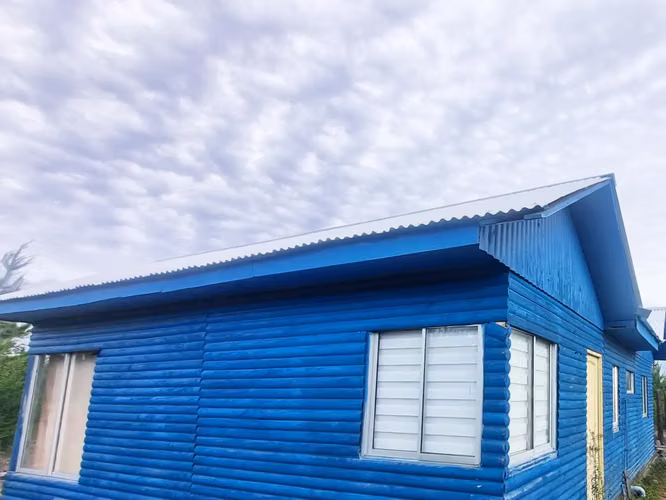 VENDO CABAÑA POR TERMINAR