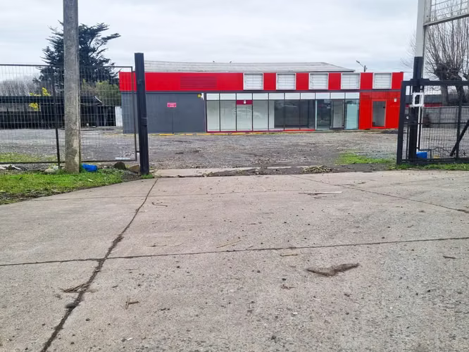 ARRIENDO LOCAL COMERCIAL EN AVENIDA LAS INDUSTRIAS