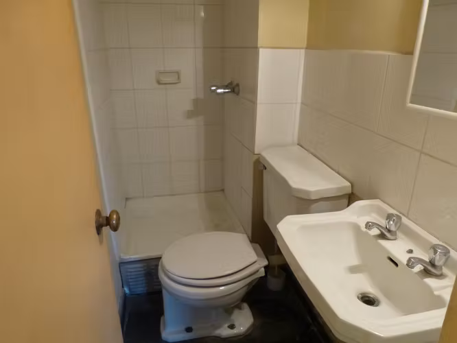 Departamento en arriendo 3 dormitorios,  Sector Plaza Baquedano.