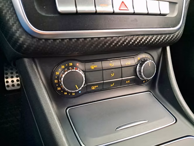 MERCEDES-BENZ A200 D 2.1 AUT 2016