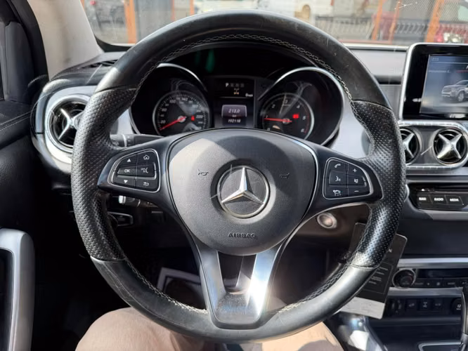 MERCEDES-BENZ X250 DIESEL 2.3 4X4 AT 2019
