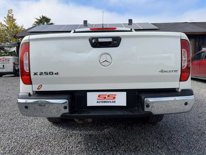 MERCEDES-BENZ X250 DIESEL 2.3 4X4 AT 2019