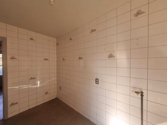 Vendo casa cercana a Plaza España - Imagen 14