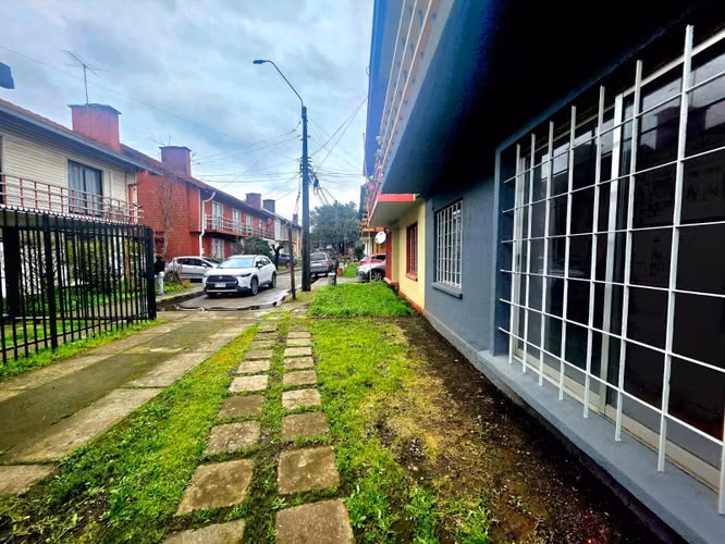 Vendo casa cercana a Plaza España - Imagen 3