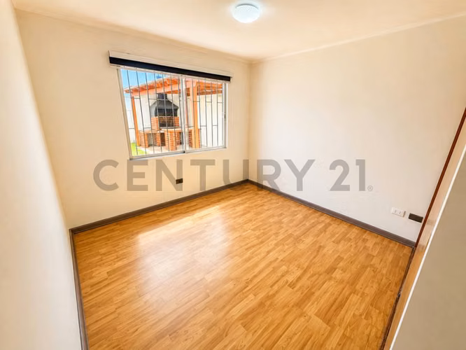 Se vende amplia casa Areyuna en La Serena