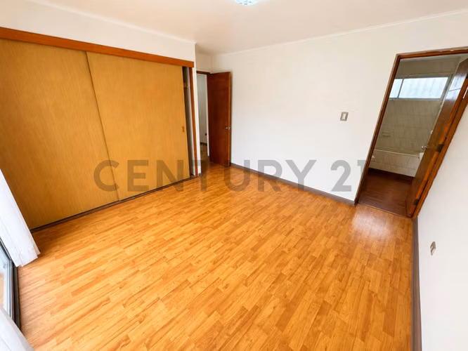 Se vende amplia casa Areyuna en La Serena