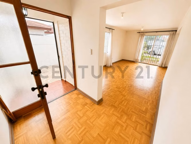 Se vende amplia casa Areyuna en La Serena
