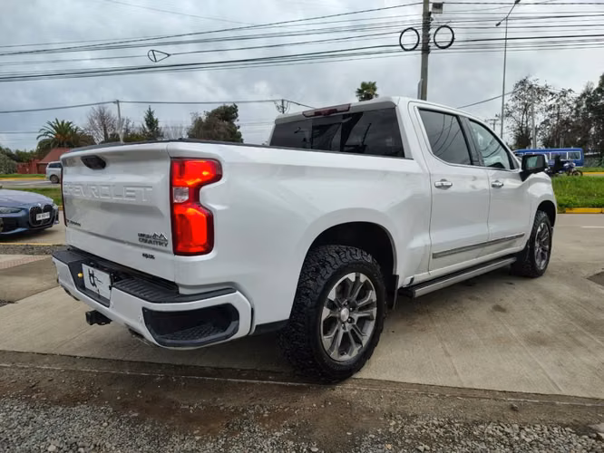 CHEVROLET SILVERADO HIGH COUNTRY 3.0 AUT 4X4 2022