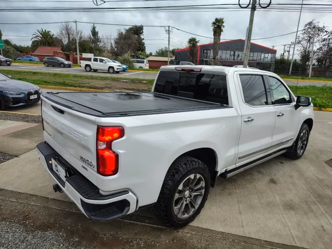 CHEVROLET SILVERADO HIGH COUNTRY 3.0 AUT 4X4 2022