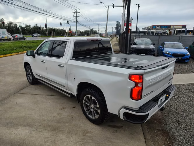 CHEVROLET SILVERADO HIGH COUNTRY 3.0 AUT 4X4 2022