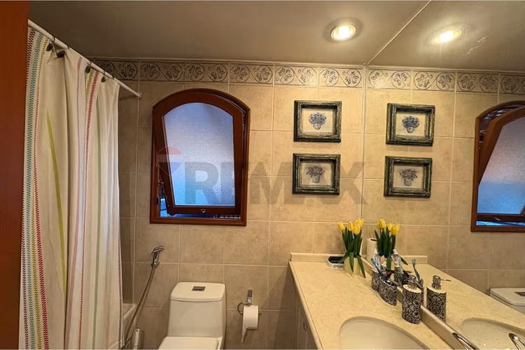 Casa familiar en exclusivo sector peñalolén