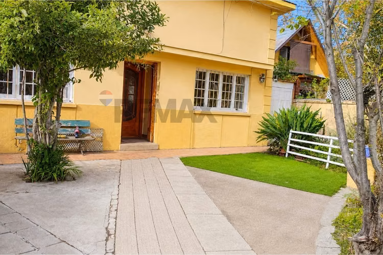 Casa histórica en ñuñoa, 5d/3b ¡imperdible!