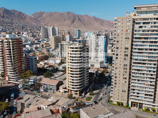 VENDE DEPARTAMENTO EDIFICIO VERSALLES, ANTOFAGASTA