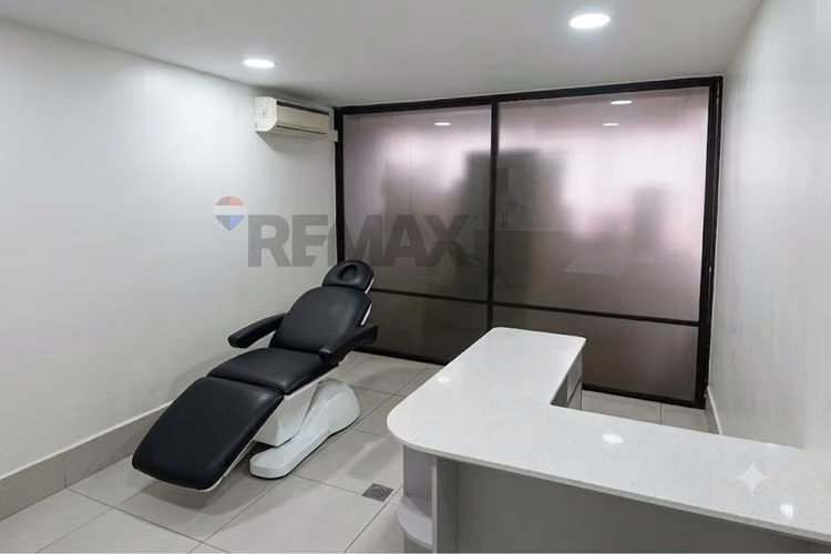 Oficina comercial edificio panorámico