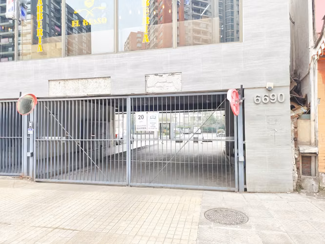 Av. Vicuña Mackenna  [3148-4]