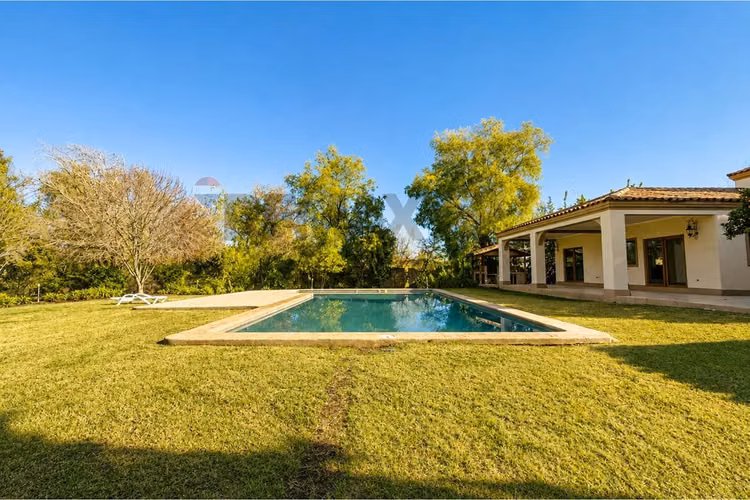 Casa en club de golf las brisas- colegio highland