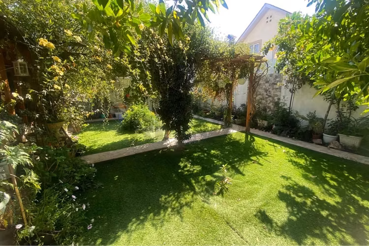 Casa en altos sacramento 1, linderos, buin
